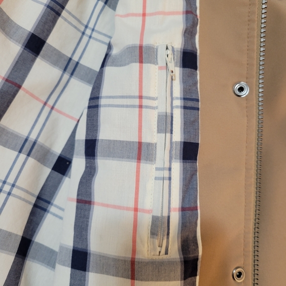 Barbour Rain Resistant Jacket - Picture 6 of 7